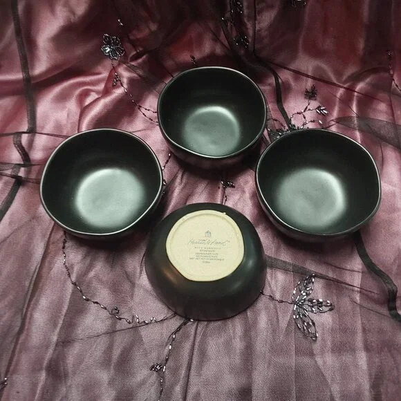 Hearth & Hand 4.5 inch matte glaze black earthenware bowls NWT - Picture 1 of 5